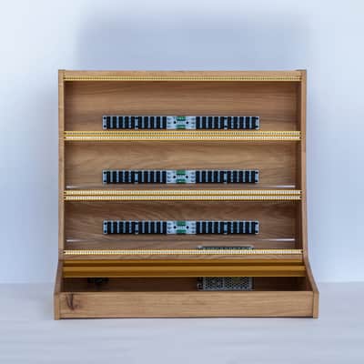 2 Many Synths - 13U 104HP Solid oak Eurorack case with GOLD rails image 3