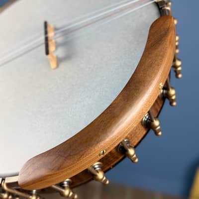 Ode Fretless Walnut Magician Nylon 5-String Openback Banjo 12" image 21