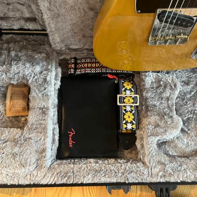 Fender American Professional II Telecaster with Maple Fretboard 2020 - Present - Butterscotch Blonde image 7
