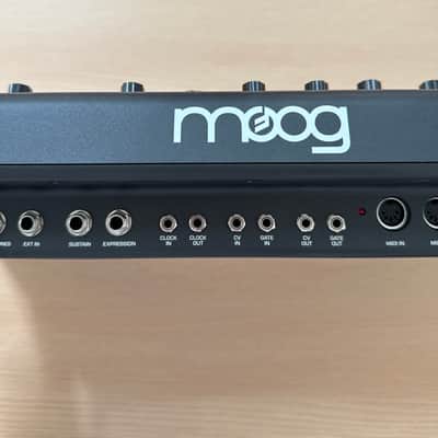 Moog Messenger 32-Key Monophonic Synthesizer 2025 - Present - Black image 5