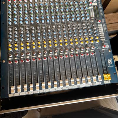 Allen & Heath MixWizard WZ 16:2DX 16-Input Mixer with Dual Digital