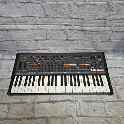 Quasimidi Sirius Analog Synth