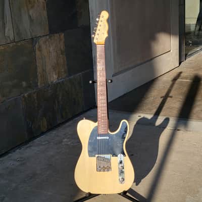 Used Riggio Custom Guitars Tango Blonde, Rosewood, Black Guard with Gigbag image 2
