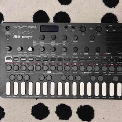 Sonicware Liven 8bit Warps 27-Key Synthesizer Groovebox 2020 - Present - Black image 1