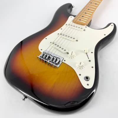 1983 Fender American Hardtail Stratocaster - Sunburst image 2