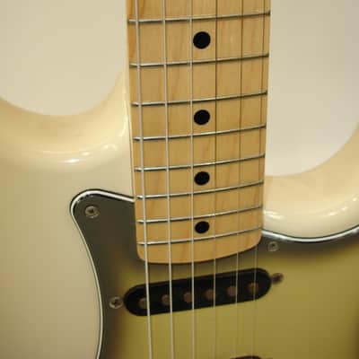 Fender ST-72 Stratocaster Reissue Electric Guitar CIJ 2006-2008 - Olympic White image 7