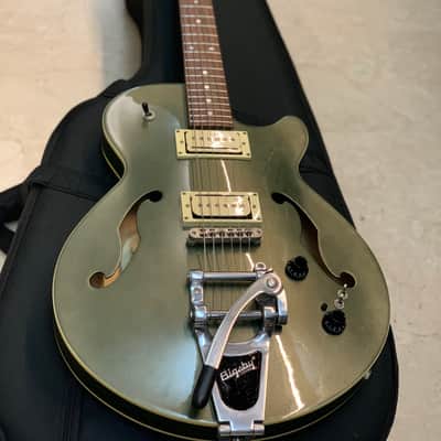 Godin MONTREAL PREMIERE LTD DESERT GREEN image 4