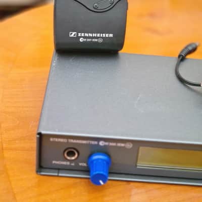 Sennheiser Sennheiser EW 300 IEM G2 SR 300 + EK 300 Stereo UHF 786-822MHz Rack image 2
