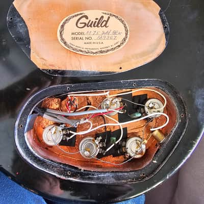 Guild M-75GS 1975 - Black image 4
