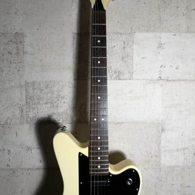Charvel Surfcaster Made in Japan 2005 Cream image 3