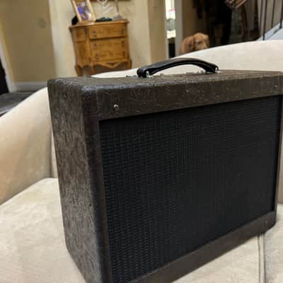 Deluxe 5E3 CLONE with Clean and Protection Mods Narrow Panel 15-Watt 1x12" Guitar Combo image 1