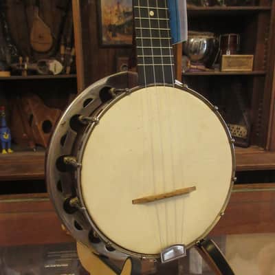 Globe Banjolele Ukulele Banjo 1920's or 1930's image 4