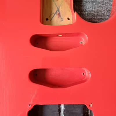 Guitar body 80s (Charvel?) Red image 4