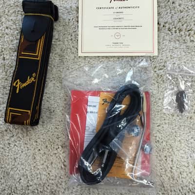 Fender Jeff Beck Stratocaster Guitar, Rosewood Fretboard, Olympic White w/Case image 11