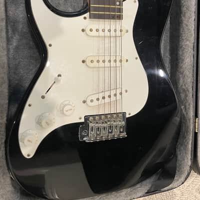 Samick Greg Bennett design -strat style 2004 - Black image 4