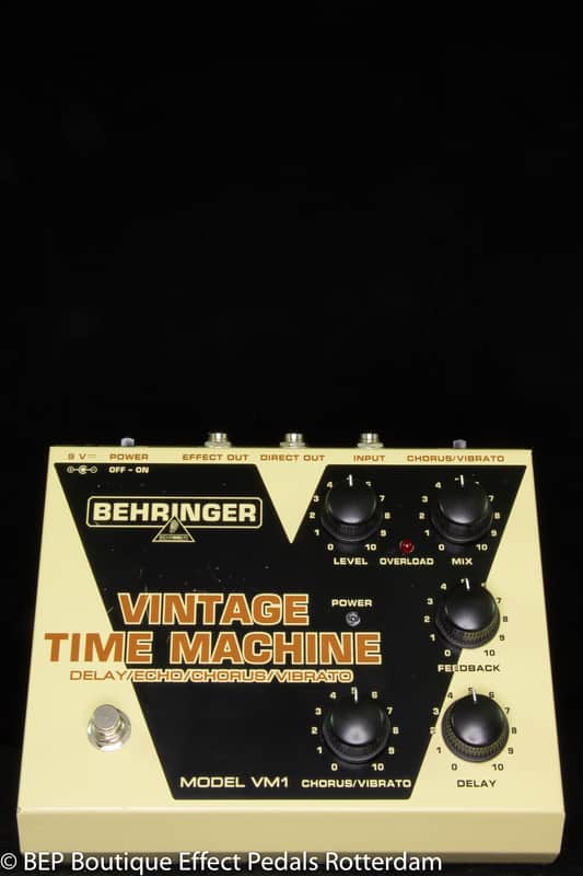ギター BEHRINGER VINTAGE TIME MACHINE VM1 BEHRINGER VM1 Vintage Time Machine Guitar Effect Pedal Used Japan
