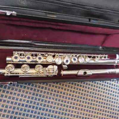 YAMAHA YFL462 OPEN HOLE FLUTE (B FOOT) - GORGEOUS- prepped by Yamaha Dlr +WTY image 3