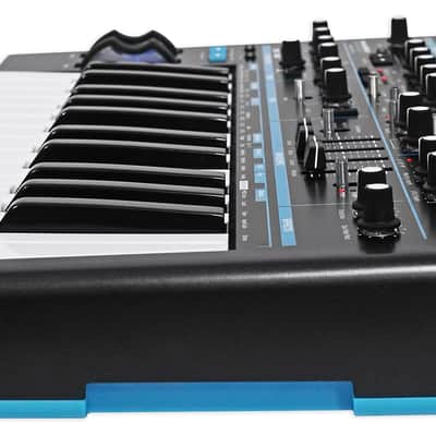 Novation BASS STATION II 25-Key Monophonic MIDI USB Analog Keyboard Synthesizer image 6