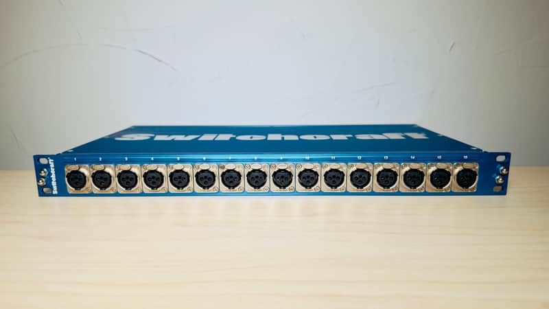 Switchcraft PT16FX2DB25 16-point XLR Female - DB25 Patchbay 2018 Blue image 1