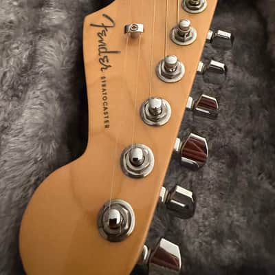 Fender 2018 Elite Stratocaster Ebony finger board 2018 - Ocean turquoise metallic image 2