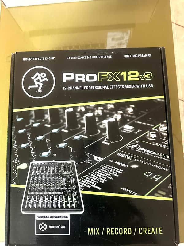 Mackie ProFX12v3 12-Channel Effects Mixer