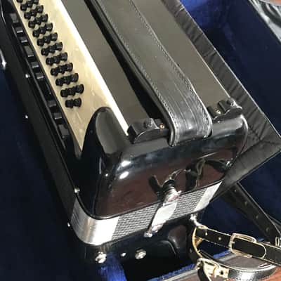 Giulietti Bassetti S2 37 Bass Accordion with Electronics RARE CLEAN image 7