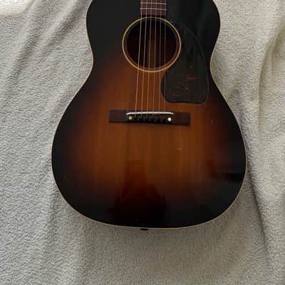Gibson LG 2 1949 - Sunburst image 1