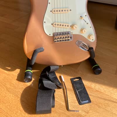 Fender Vintera Road Worn '60s Stratocaster 2020 - 2021 Firemist Gold image 13