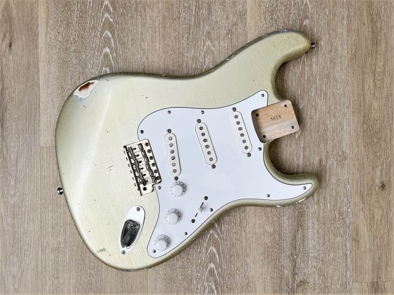 MJT VTS Fully Loaded Alder Stratocaster Body with Fender Eric Johnson Pickups - Inca Silver image 1