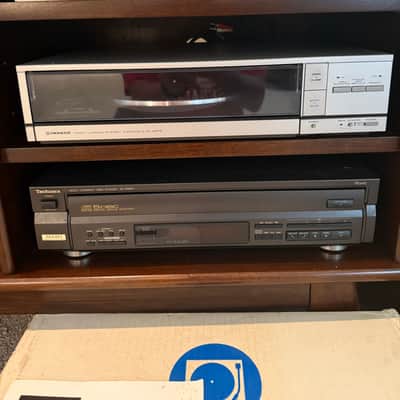Pioneer PL-44FS 1983-1985 - Silver image 2