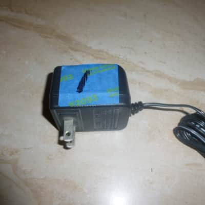 Electro-Harmonix power supply image 2