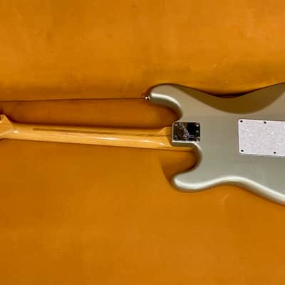Fender Roadhouse Stratocaster with Maple Fretboard 1997 - Shoreline Gold image 10