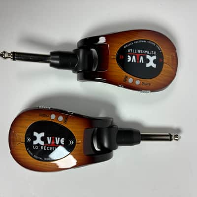 Xvive U2 Wireless Guitar System - Sunburst - Excellent Condition with Box and USB Charging Cable image 2