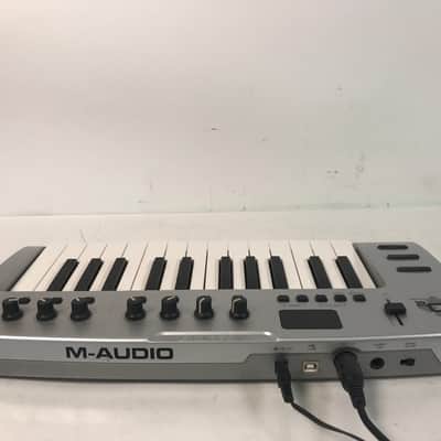 M-Audio O2 25-Key Ultra-Thin Mobile USB MIDI Controller image 5