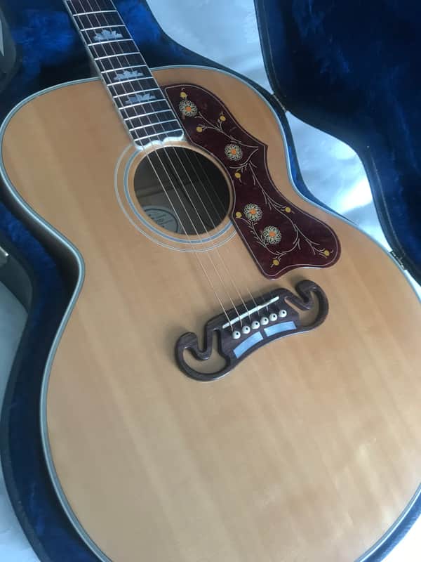 Gibson SJ-200 2007