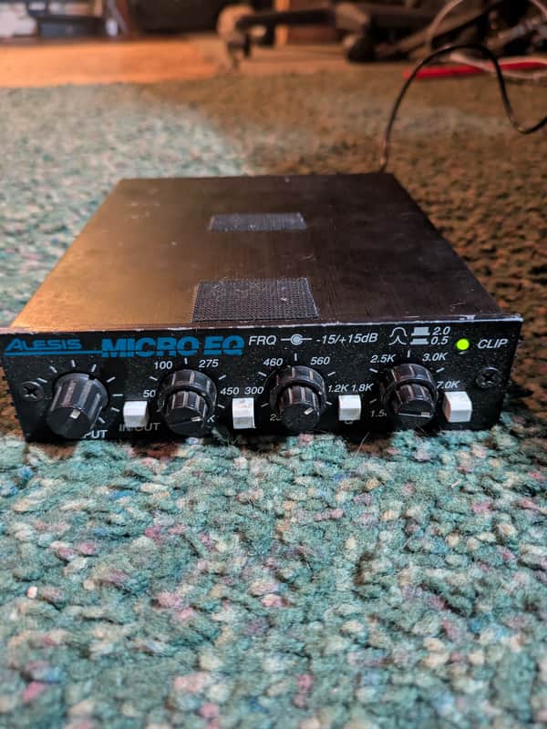 Alesis Micro EQ With Power Supply - Black image 1