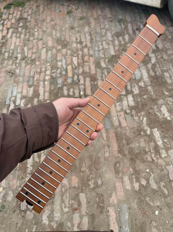 Headless ss 24frets roasted maple electric guitar neck C contour 25.5 spoke truss rod image 1