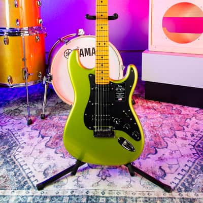 Fender American Ultra II Stratocaster HSS with Maple Fretboard 2024 - Solar Flare image 1