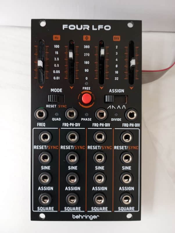 Behringer Four LFO