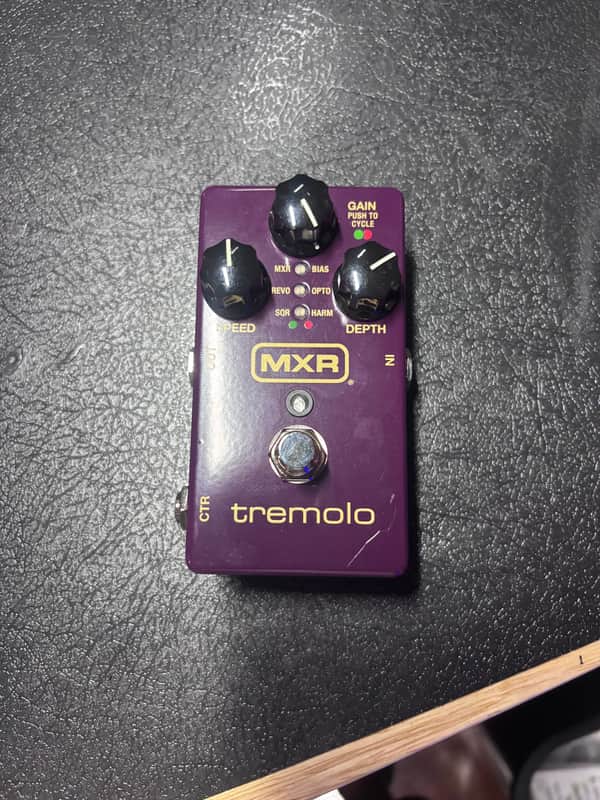 MXR M305 Tremolo