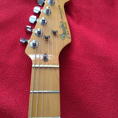 Fender  "Dan Smith" Stratocaster are 1983 3-Color Sunburst w/ Maple Fretboard image 14