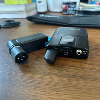 Sennheiser AVX-ME2 Digital Camera-Mount Wireless Omni Lavalier Microphone System (1.9 GHz) image 3