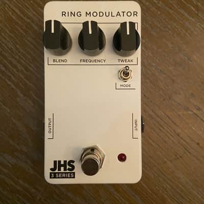 JHS 3 Series Ring Modulator image 2
