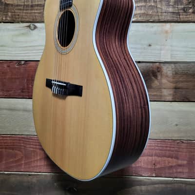 Taylor 214ce with ES2 Electronics 2021  Natural image 7