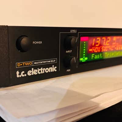 TC Electronic D-Two Multi-Tap Delay | Reverb