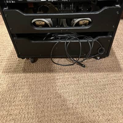 Line 6 Spider Valve 212 40-Watt 2x12" Digital Modeling Guitar Combo 2007 - 2009 - Black image 2