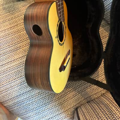 Compass Rose Spruce and Indian Rosewood Tenor - Satin image 3