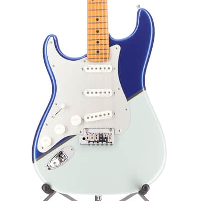 Fender American Ultra II Stratocaster Left-Hand, Maple Fingerboard - Lapis Blue Custom Paint (A6) (38571)