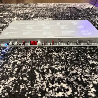 Peavey Dual Deltafex Digital Effects Processor - Silver image 1