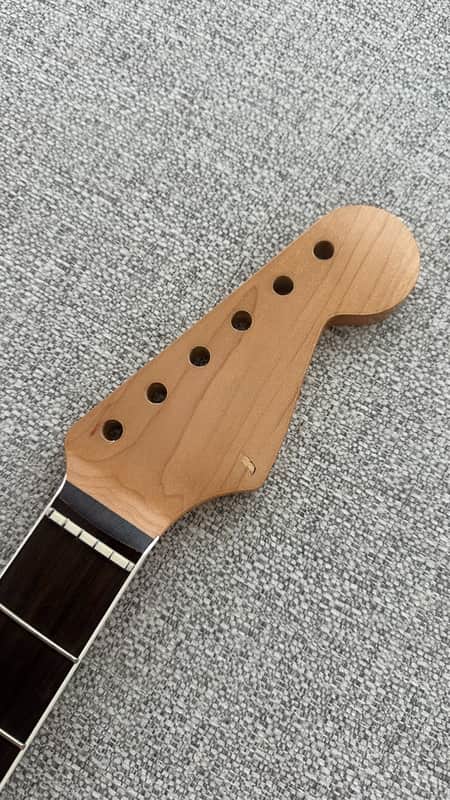 Allparts SRO-21B Aged ‘64-‘65 Strat MIJ Neck w/ Binding Nitro image 1